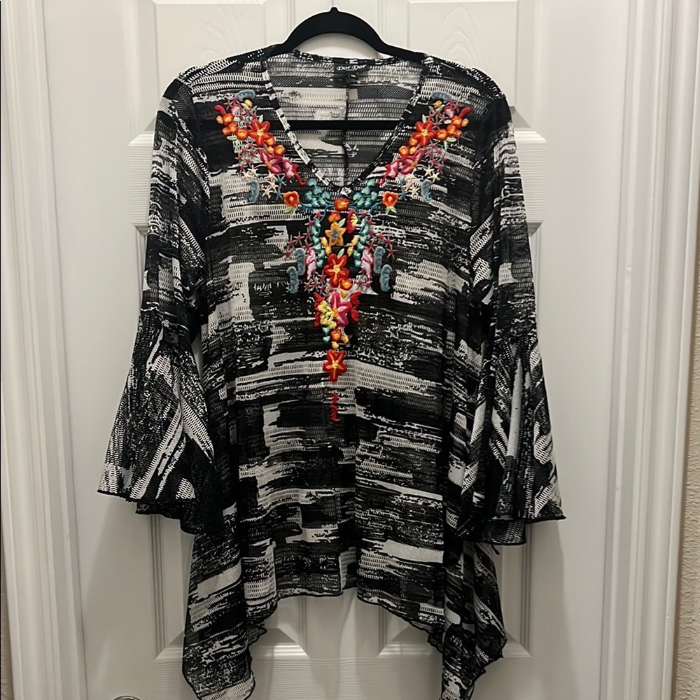 Black and White Embroidered Women's Cover-up top